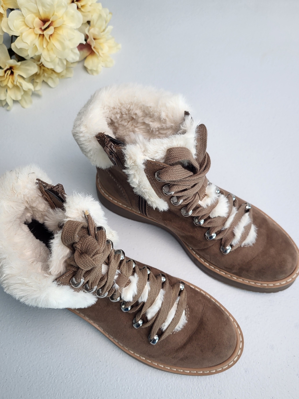 Madden NYC Women's Brown Faux-Fur Lined Suede Lace-Up Boot